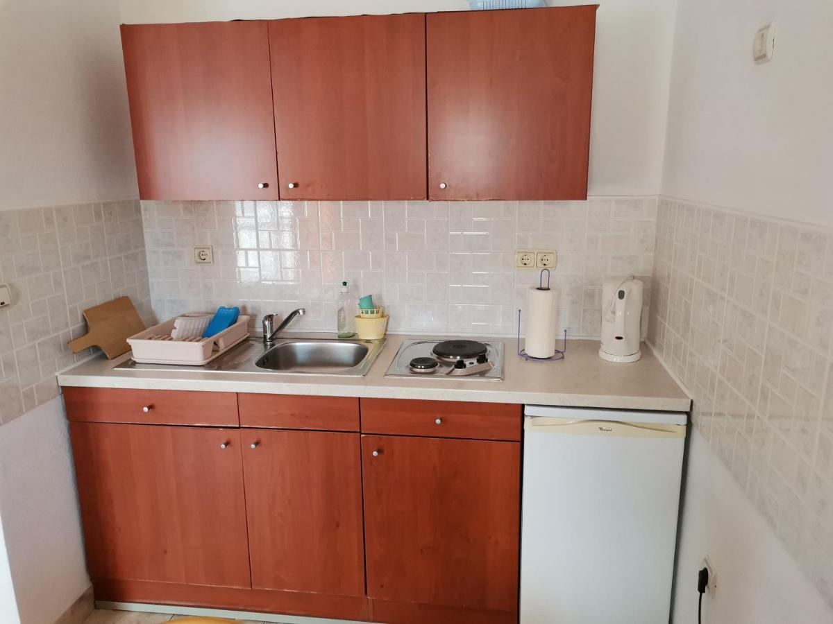 Apartments Radonic Хвар Экстерьер фото