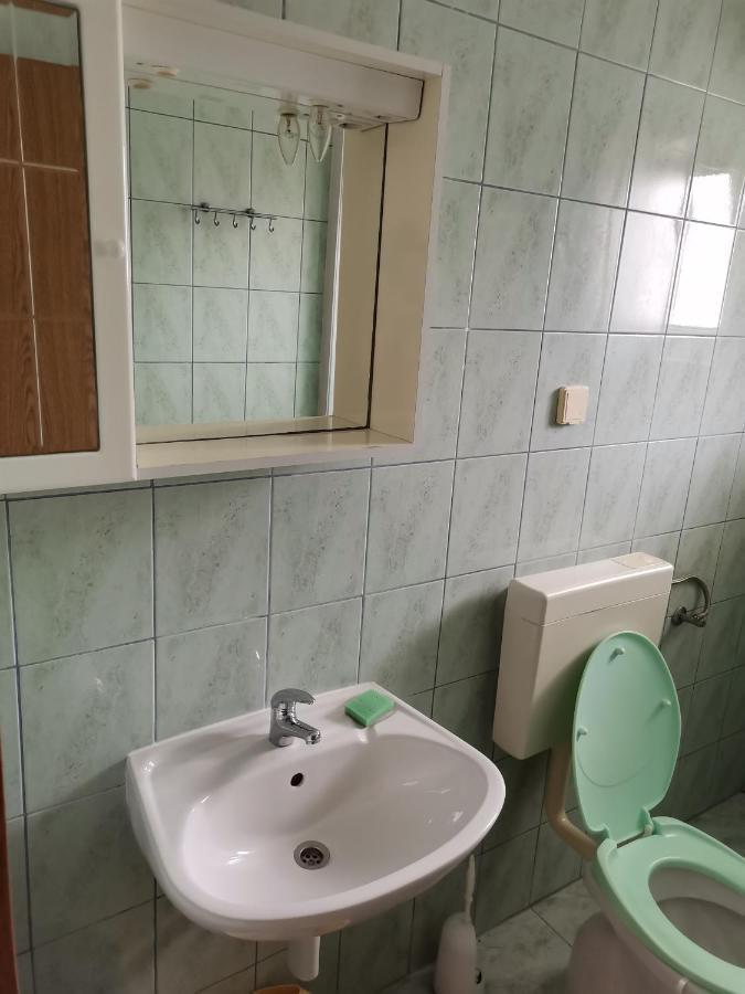 Apartments Radonic Хвар Экстерьер фото