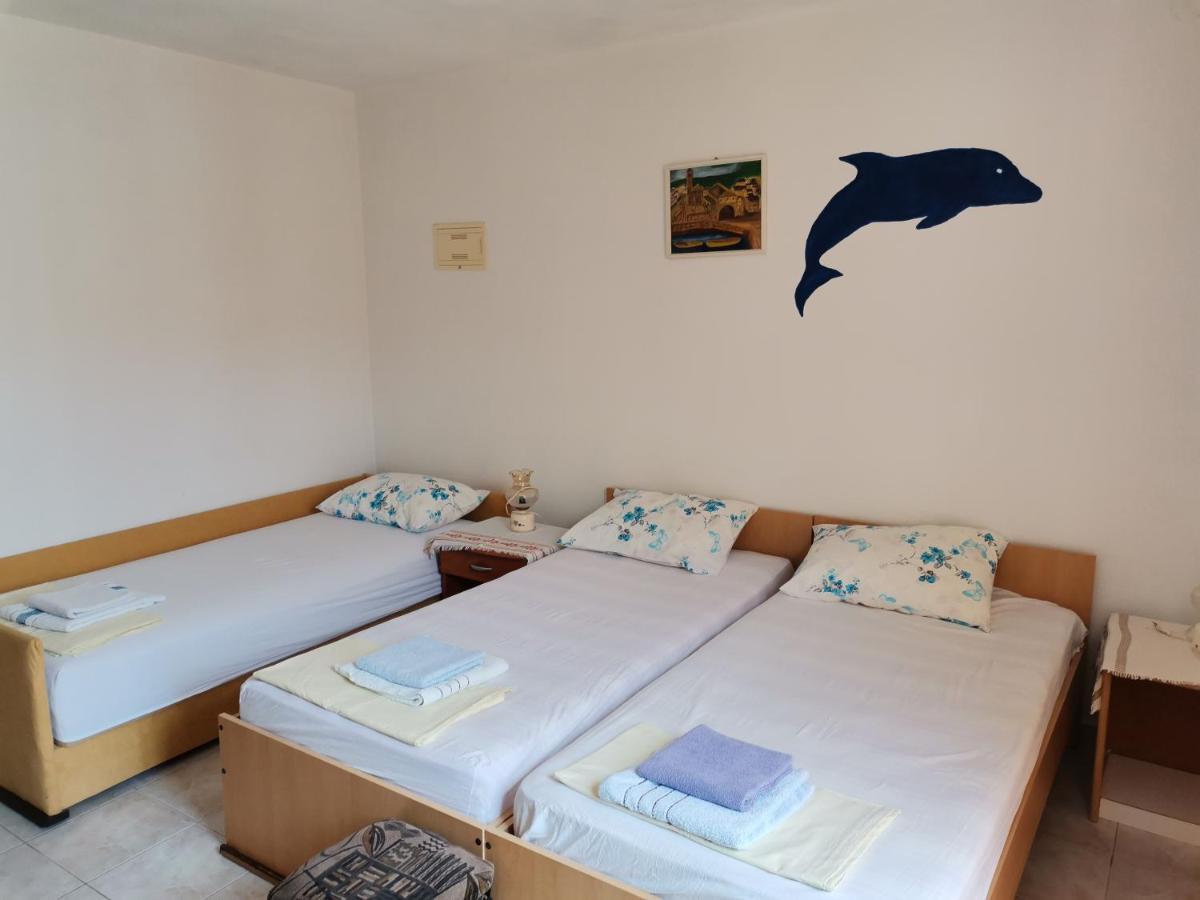 Apartments Radonic Хвар Экстерьер фото