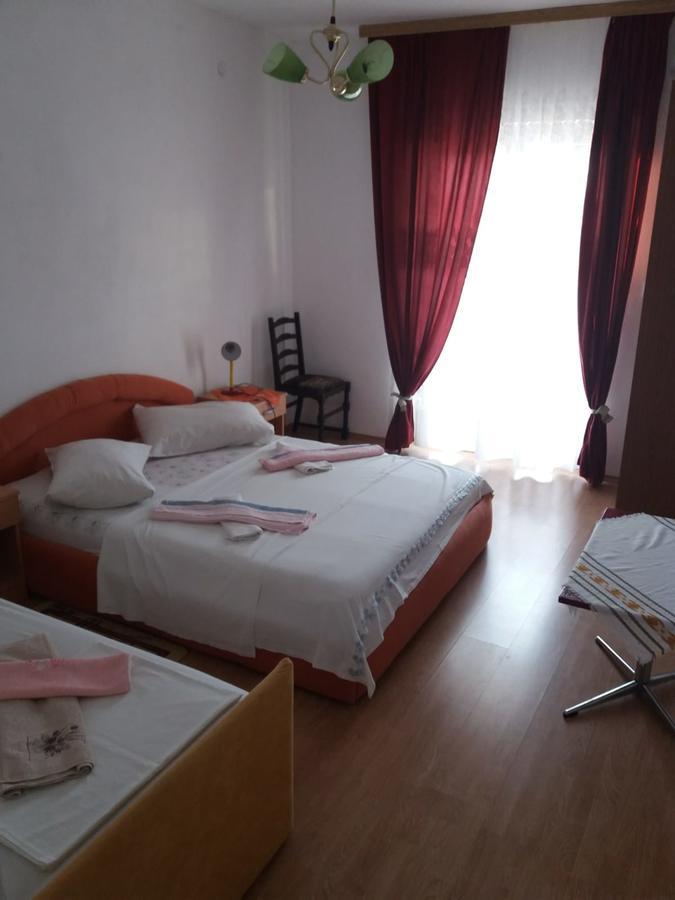 Apartments Radonic Хвар Экстерьер фото