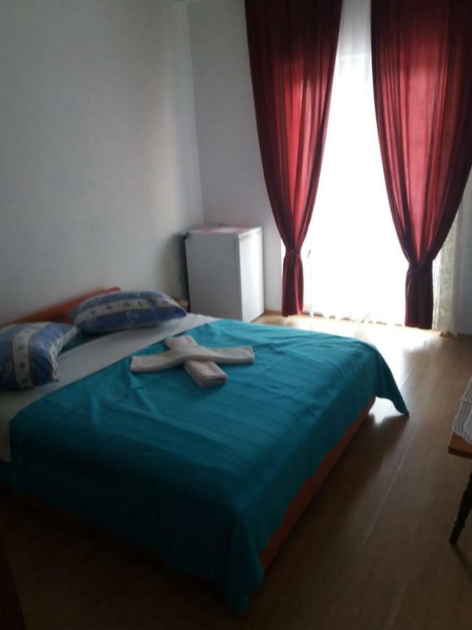 Apartments Radonic Хвар Экстерьер фото